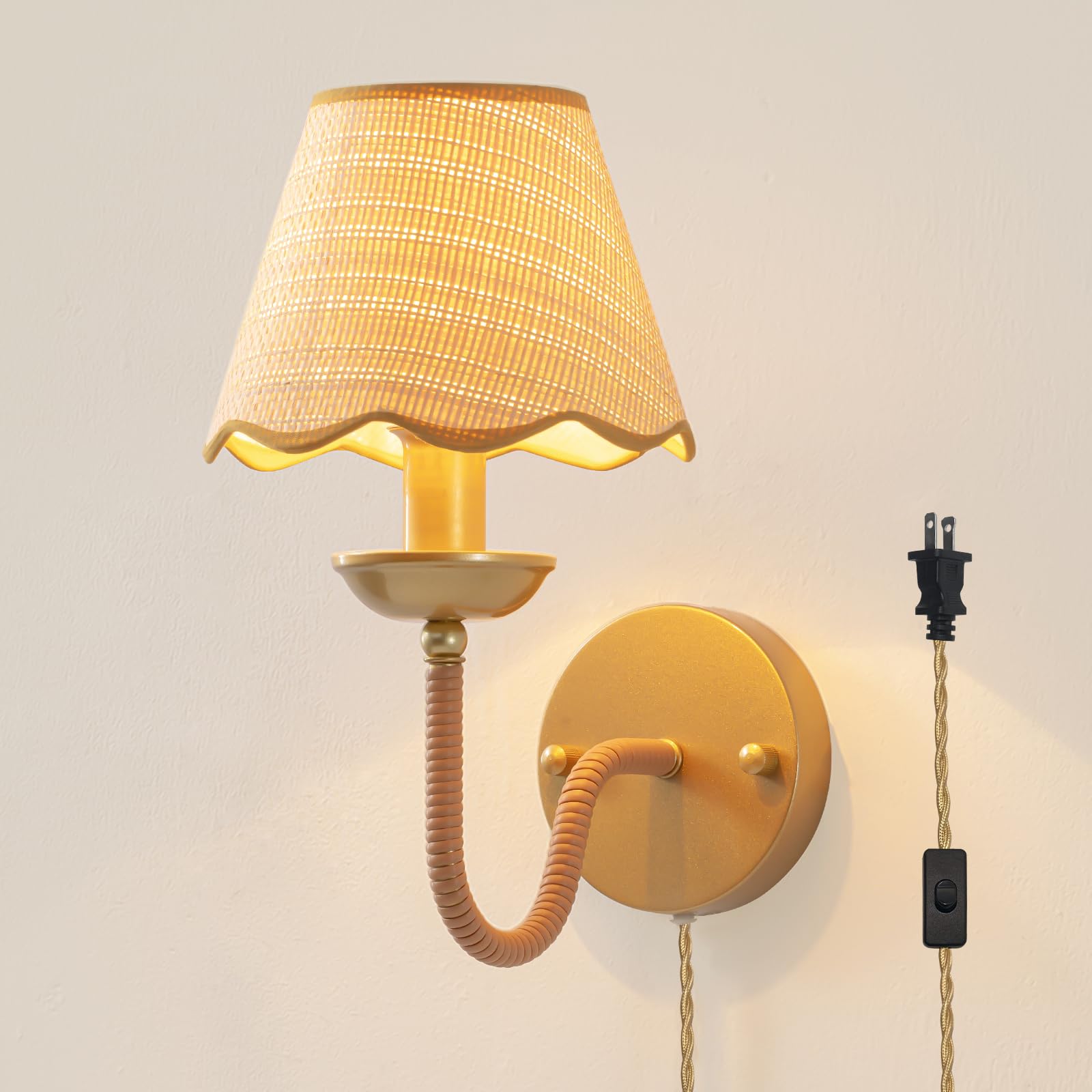 Rattan Wall Sconce,Boho Hand-Woven Gold Wall Light,Rustic Modern Rattan Sconce Lighting,Gold Plug in Wall Lights for Living Room,Bedroom,Hallway,Vanity,1-Light